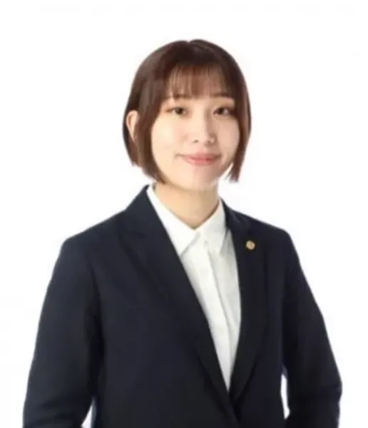 行政書士 中田茉以子